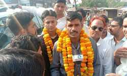 SP fields dismissed BSF constable Tej Bahadur Yadav against Modi