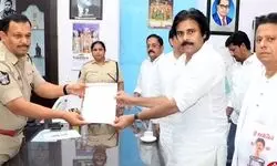 Pawan Kalyan Comments On volunteer